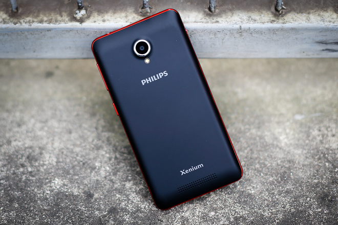 12-Philips-V377-VnE-0035-1461225543_660x0