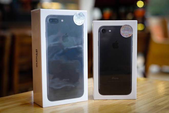 12-iphone-7-7-plus-chinh-hang-vne-9231-1478819912_660x0