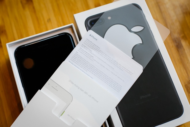 12-iphone-7-7-plus-chinh-hang-vne-9238-1478819915_660x0