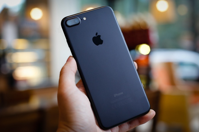 12-iphone-7-7-plus-chinh-hang-vne-9244-1478819917_660x0