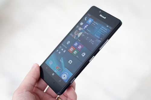 5-Microsoft-Lumia-950-VnE-9928-2037-3831-1465015257