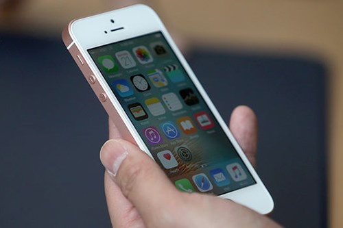 apple-iphone-se-1