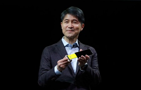 CEO LG chê bai iPhone SE sử dụng công nghệ, tính năng cũ kỹ