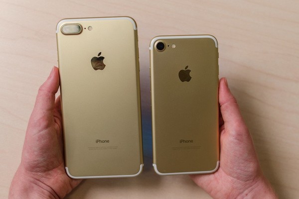 Doanh số iPhone kỷ lục giúp Apple “bùng nổ” trong quý vừa qua