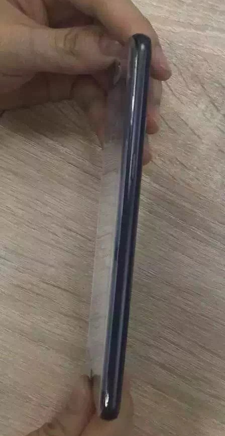 galaxy-note-7-caught-in-the-wild-4