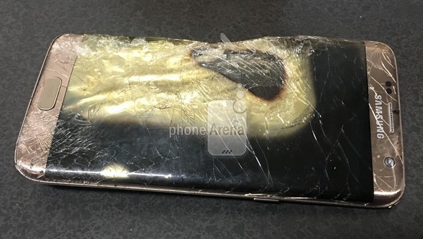 galaxy-s7-edge-explodes-2-1477244879656