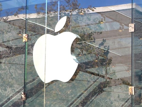 id-2972057-apple-100608207-orig-1