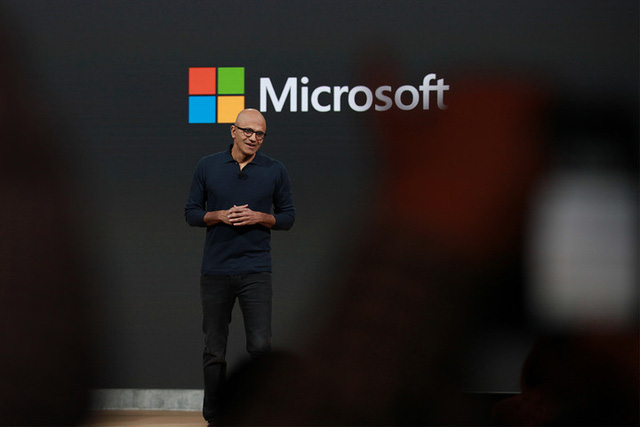 microsoft-windows-10-ceo-720x720-1477566683203