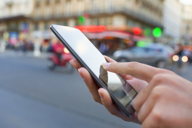mobile-smartphone-1461338940
