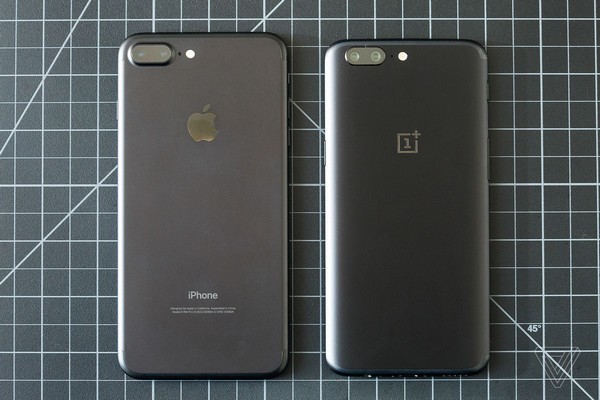 Smartphone đầu tiên sở hữu bộ nhớ RAM 8GB chính thức trình làng