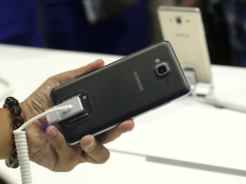 samsung-galaxy-on-7-fpt-shop-3