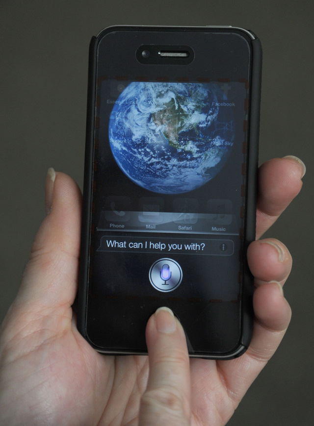 Bé 4 tuổi cứu mẹ thoát chết nhờ tính năng Siri trên iPhone