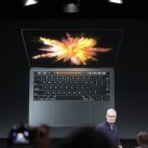 Apple công bố MacBook Pro mới, mỏng nhẹ hơn và có cảm biến vân tay