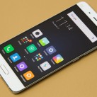 Sự trỗi dậy toàn cầu của smartphone 8 triệu đồng