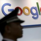 Google bị ép phải giao nộp email ngoại quốc