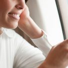 Sắp được phép dùng điện thoại di động trên máy bay
