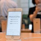 Apple lần đầu bán iPhone tân trang