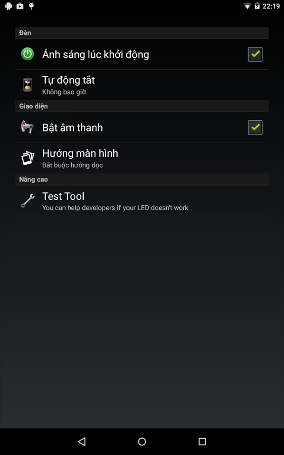 https://static.download-vn.com/ch.smalltech.ledflashlight.free_3.png