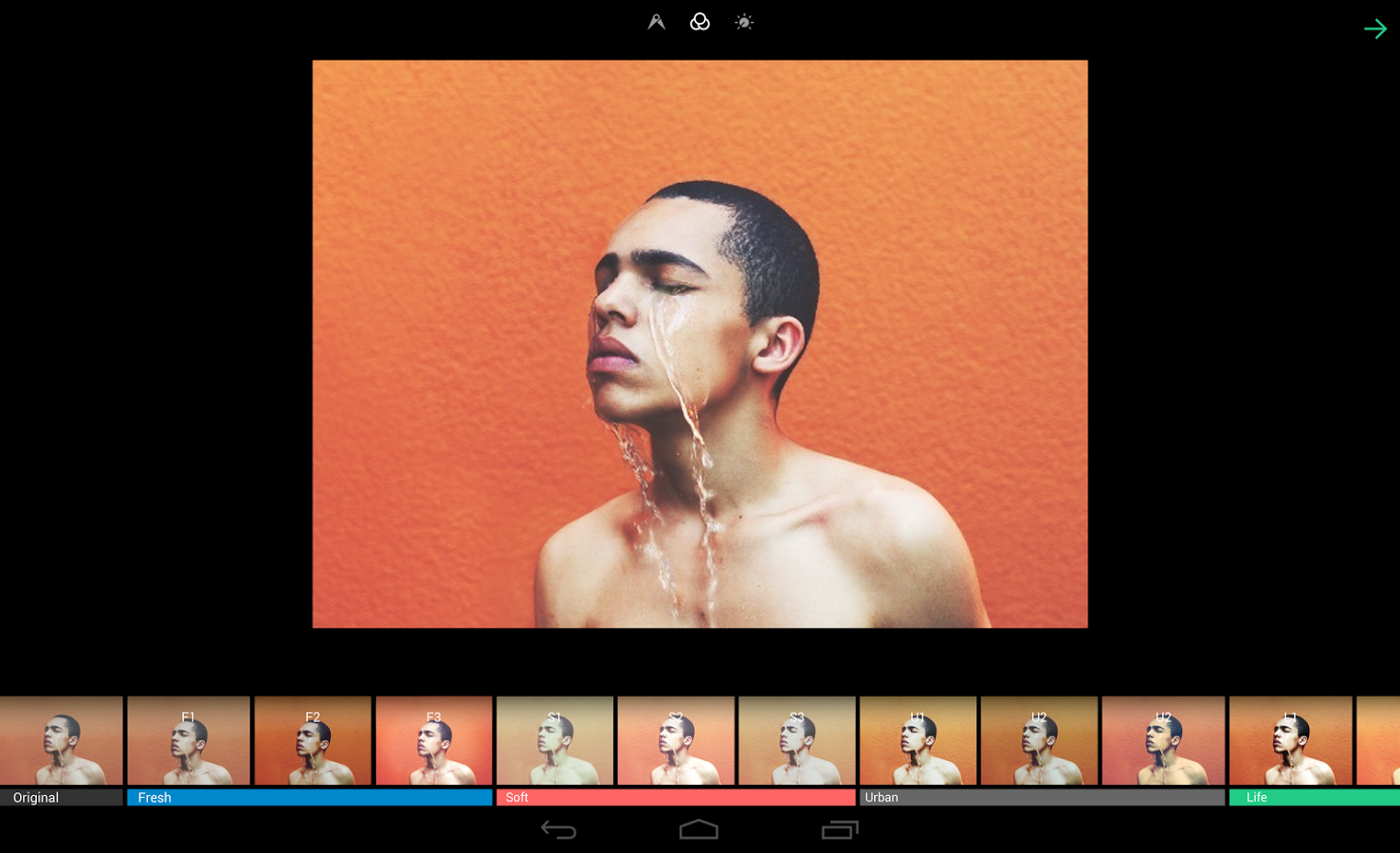 https://static.download-vn.com/com.baseapp.eyeem_.png