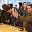 Samsung đè nặng áp lực lên Apple