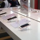 iPhone SE bán chậm, iPhone 5S chính hãng lại bán tốt