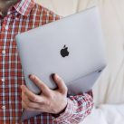 Bị tạp chí danh tiếng chê MacBook pin kém, Apple “sửng cồ”