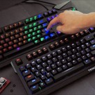Chơi bàn phím giá cả chục triệu đồng
