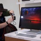 Surface Studio cháy hàng, tạm ngưng sản xuất đến 2017