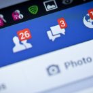 Twitter, Facebook khóa hàng trăm ngàn tài khoản truyền bá khủng bố
