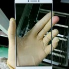 Phablet màn hình 6,4 inch của Xiaomi lộ diện